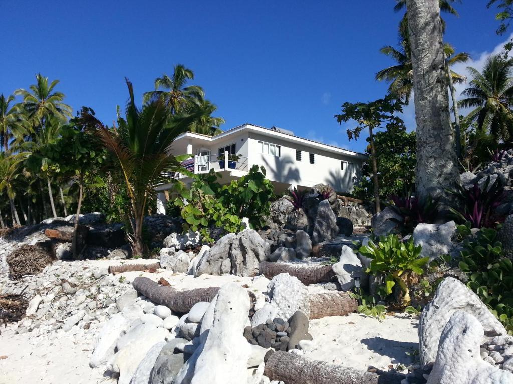 Ocean Spray Villas Rarotonga Exterior photo